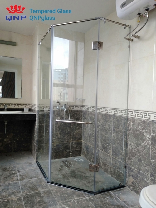 Phòng tắm kính nhỏ đẹp ở đâu đẹp đảm bảo chất lượng và tiện lợi cho quá trình sử dụng?